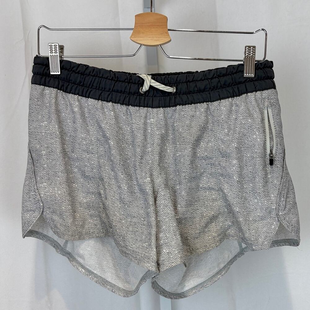 VUORI Clementine 2.0 Yoga Shorts Lined Pull On Zip Pocket Lightweight Gray M
